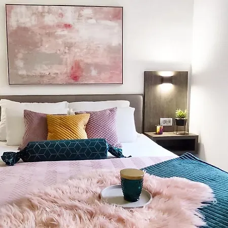 Apartment Modern Rino