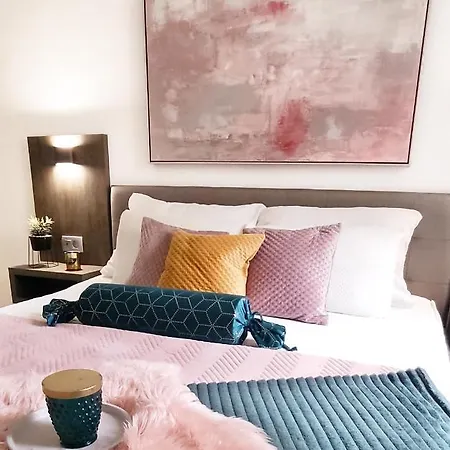 Modern Rino 公寓 *